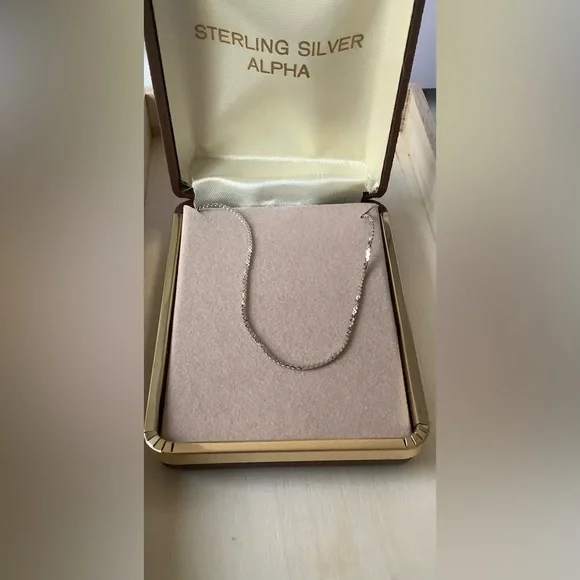 NIB STG SILVER solid flat serpentine chain Vintage 15” - Picture 2 of 10